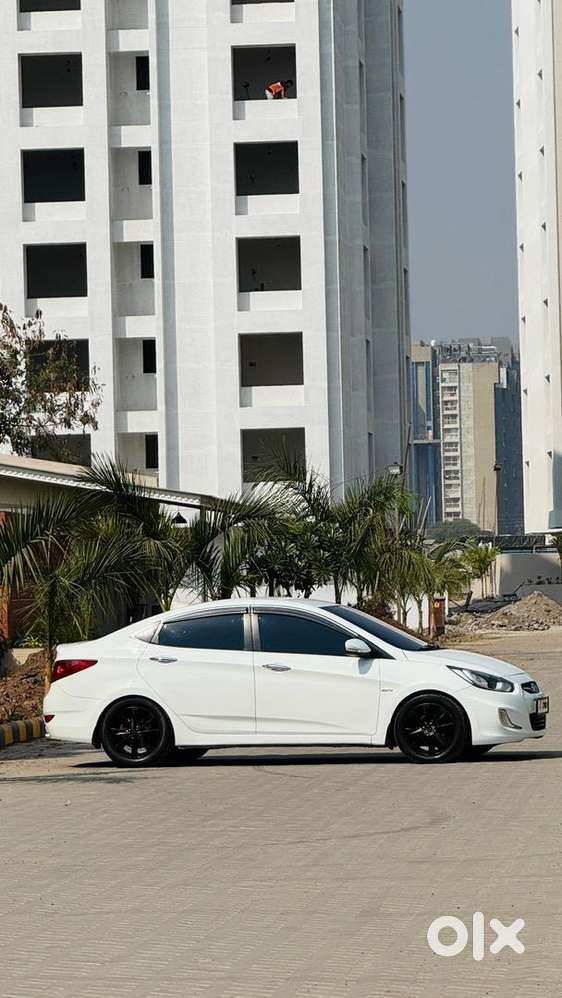 Hyundai Verna 2013 Diesel 94000 Km Driven