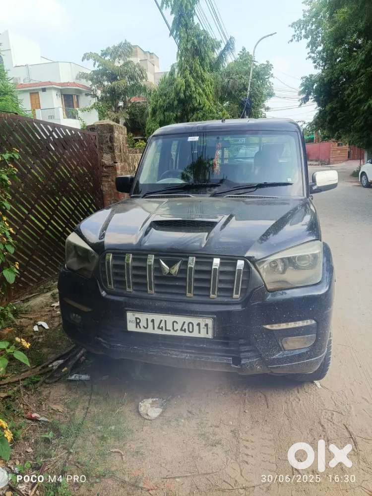 Mahindra Scorpio Getaway 2016 Diesel 150000 Km Driven