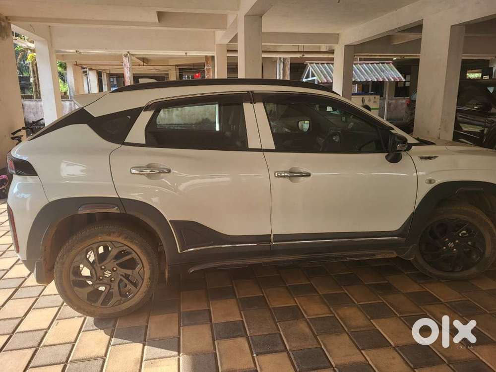 Maruti Suzuki Fronx 2024 Petrol 25600 Km Driven