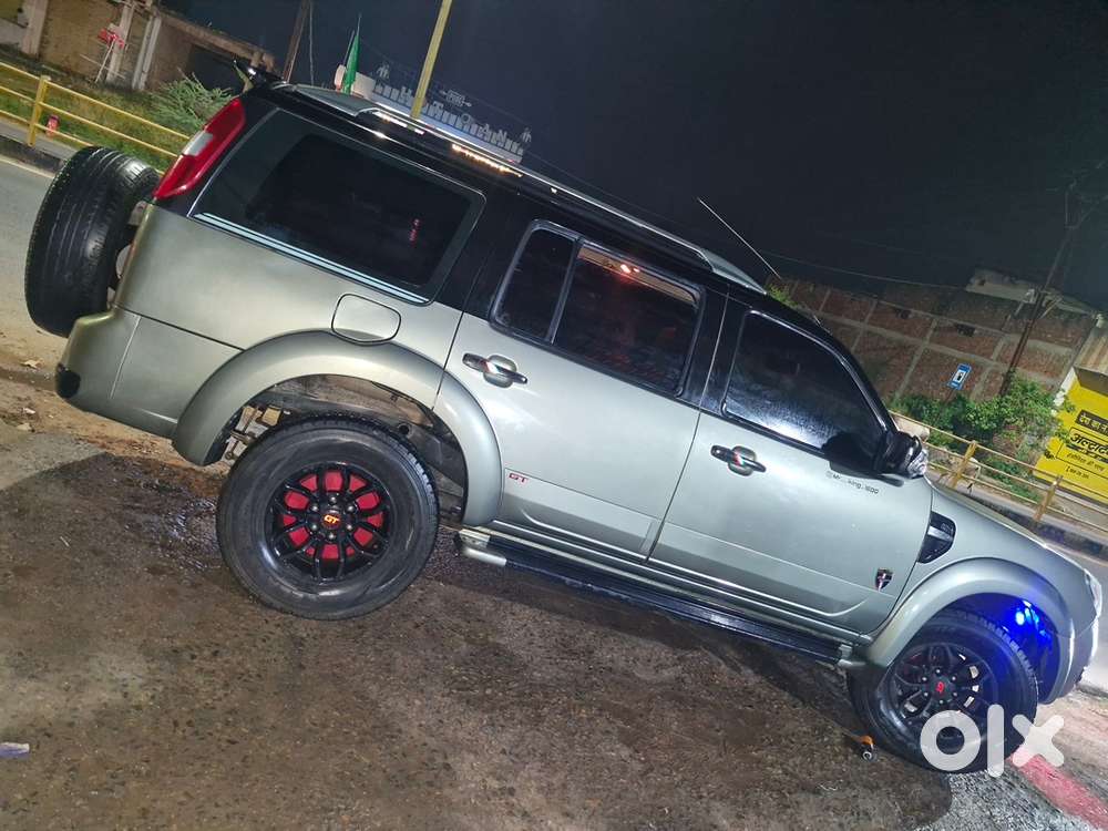 Ford Endeavour Diesel 2014