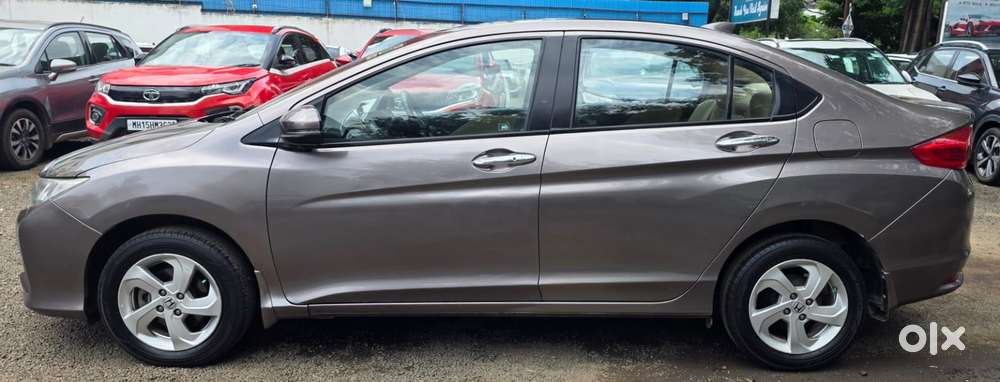 Honda City V At Sunroof, 2015, Petrol