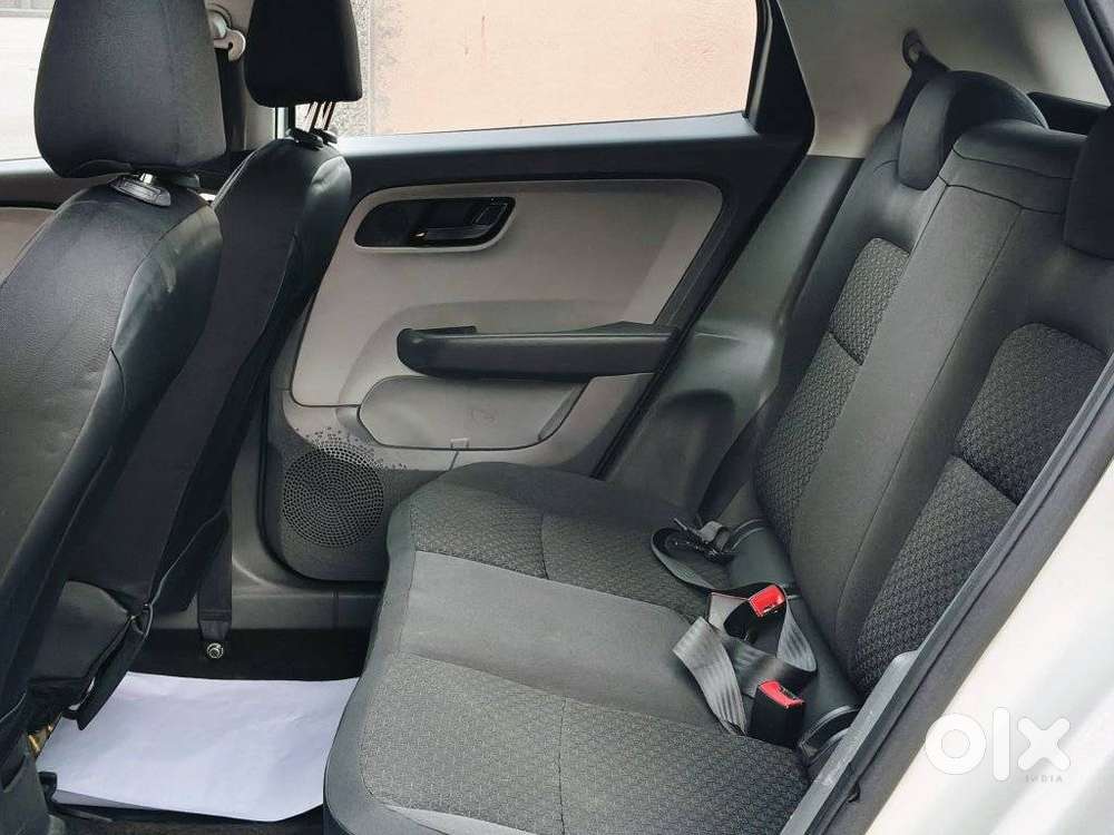 Tata Altroz 1.2 Xt, 2020, Petrol