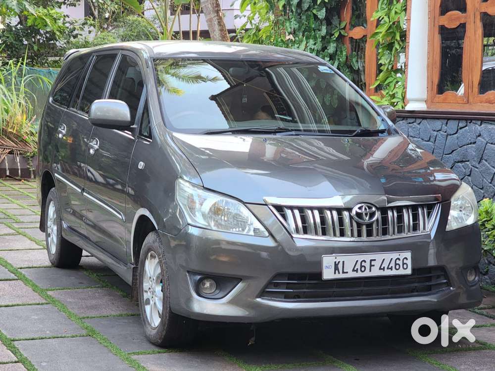 Toyota Innova 2.5 G (diesel) 7 Seater Bs Iv, 2012, Diesel