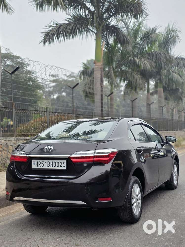 Toyota Corolla Altis 1.8 G Cvt, 2017, Petrol