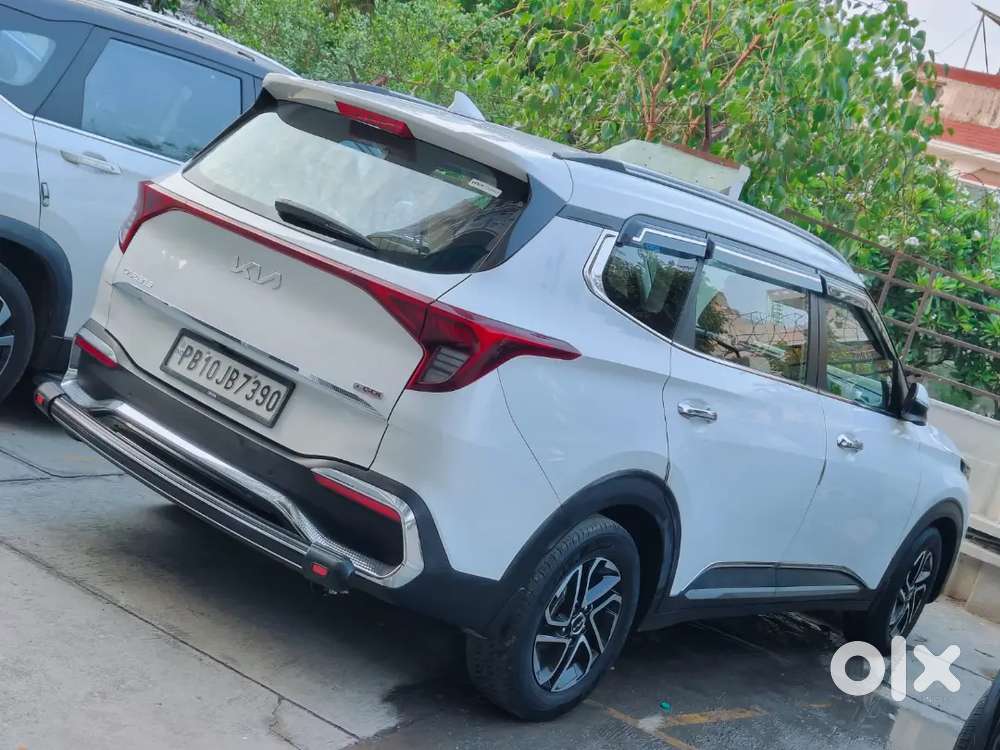 Kia Carens Luxury Plus 1.5 Turbo Imt (6 Str) 2023 - Top Model