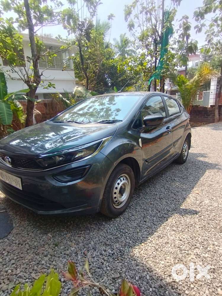 Tata Altroz 1.2 Xe 2021 Petrol