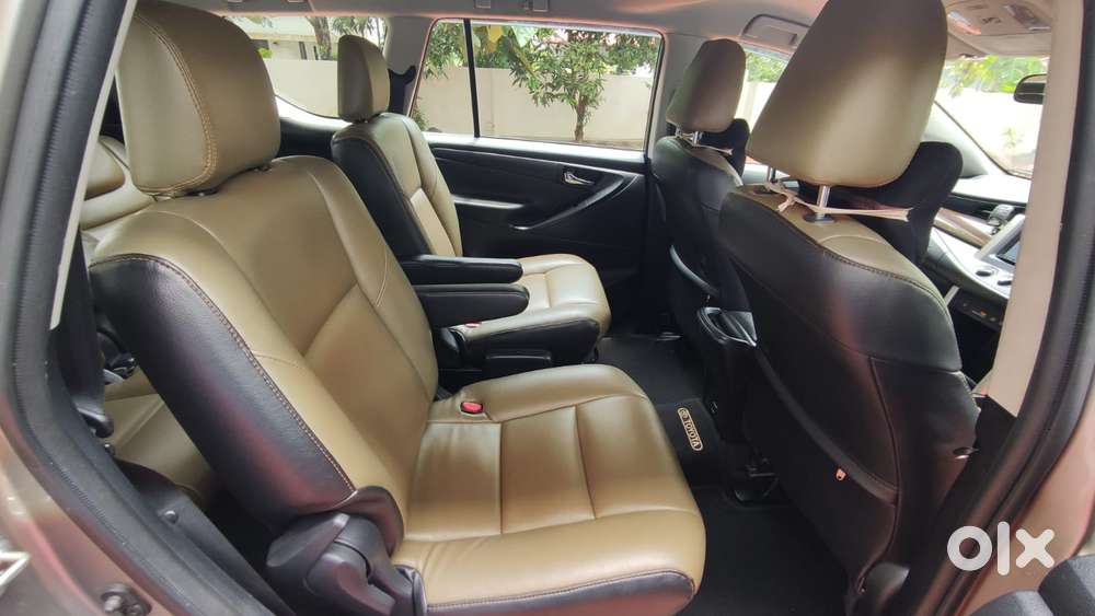 Toyota Innova Crysta 2.8 Gx At, 2017, Diesel