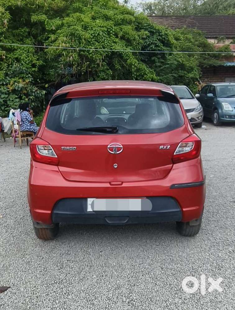 Tata Tiago 1.2 Revotron Xza, 2018, Petrol