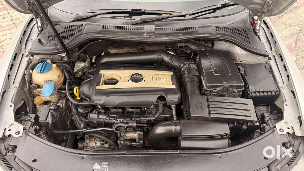 Skoda Superb Elegance 1.8 Tsi At, 2015, Petrol