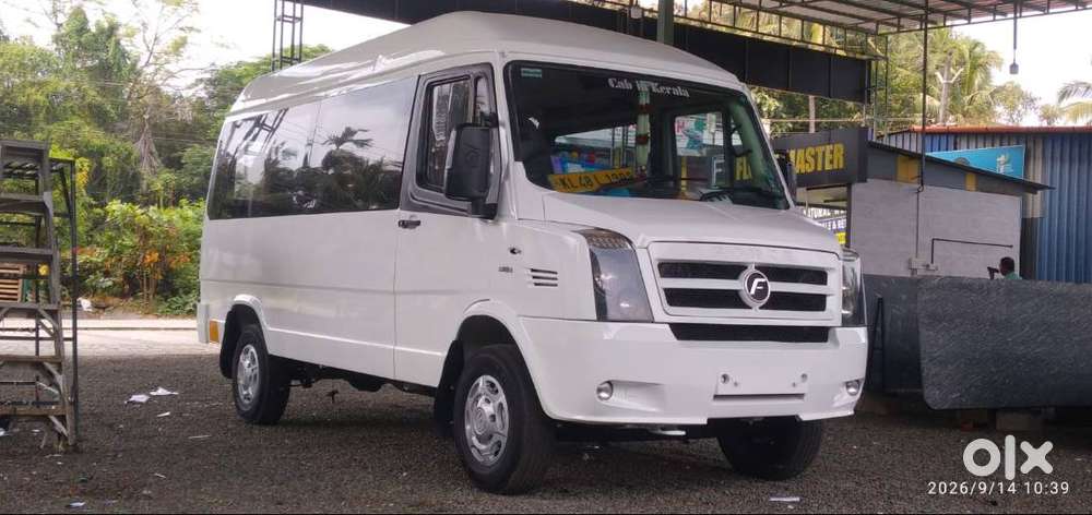 13+1 Tempo Traveller  2017