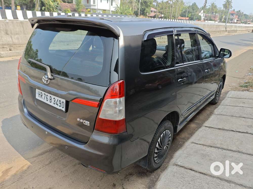 Toyota Innova 2.5 G (diesel) 8 Seater, 2015, Diesel