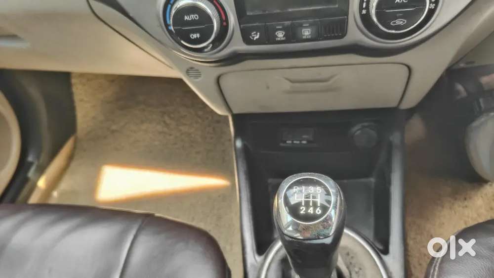 Hyundai I20 Diesel ( Model 2013 ) 1st Owner கார் விற்பனைக்கு