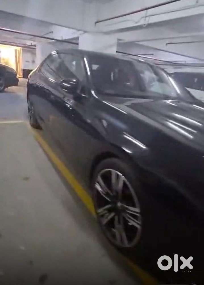 Bmw I7 Xdrive60, 2023, Electric