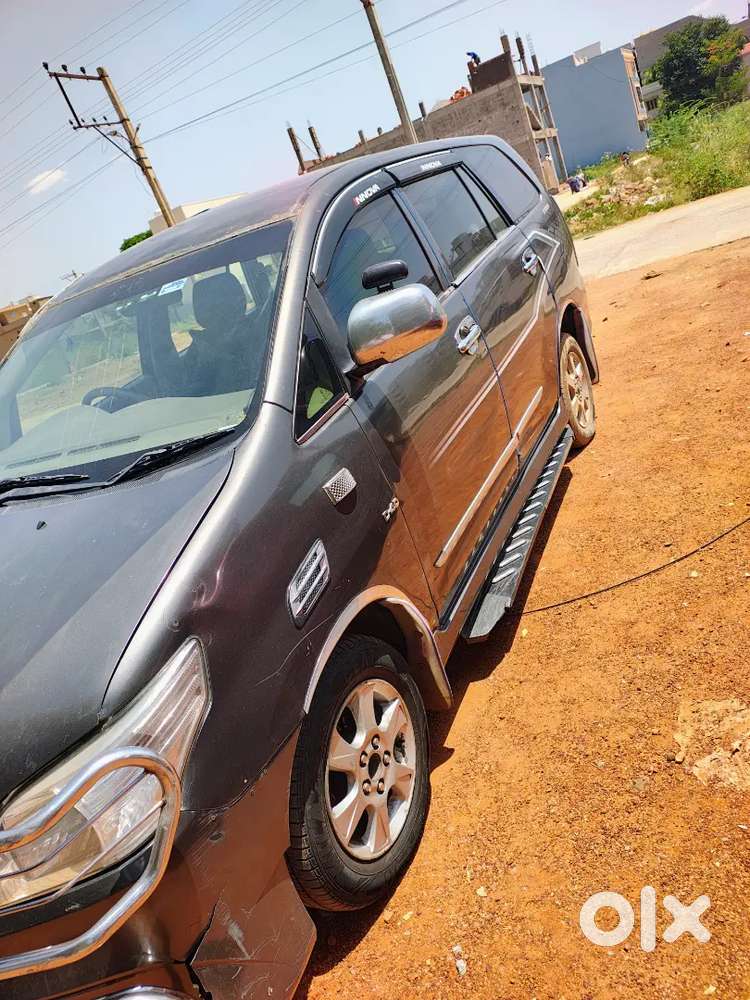 Toyota Innova 2012 Diesel Year Car