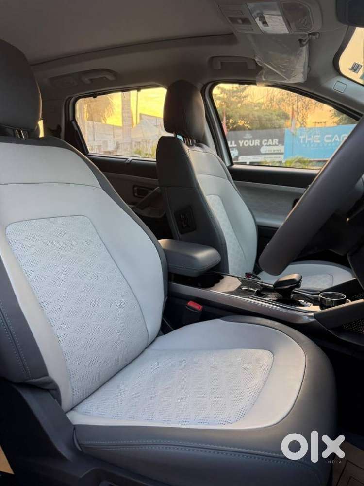 Tata Harrier Ev Xz Lux, 2025, Electric