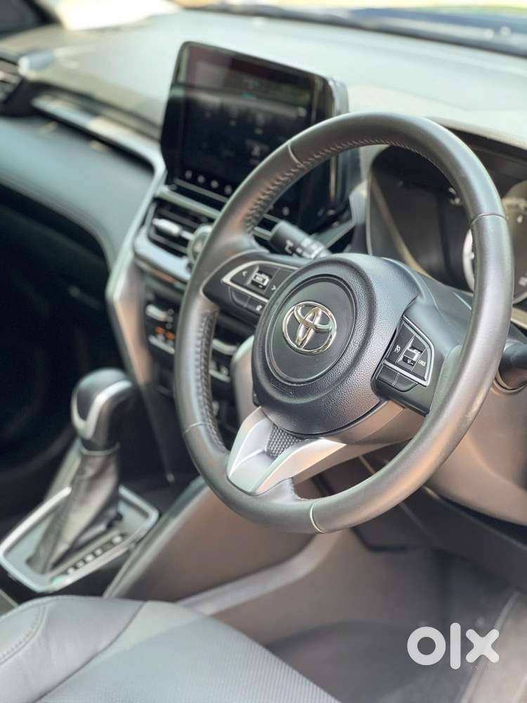 Toyota Urban Cruiser Hyryder 1.5 V Neo Drive At, 2025, Petrol