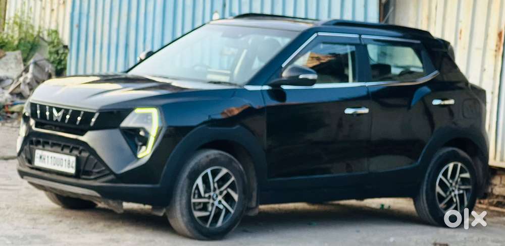 Mahindra Xuv 3xo Ax5 Pm Mt, 2025, Petrol