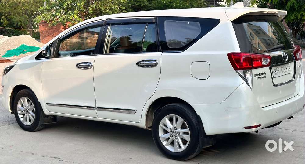 Toyota Innova Crysta 2.8z Automatic, 2017, Diesel