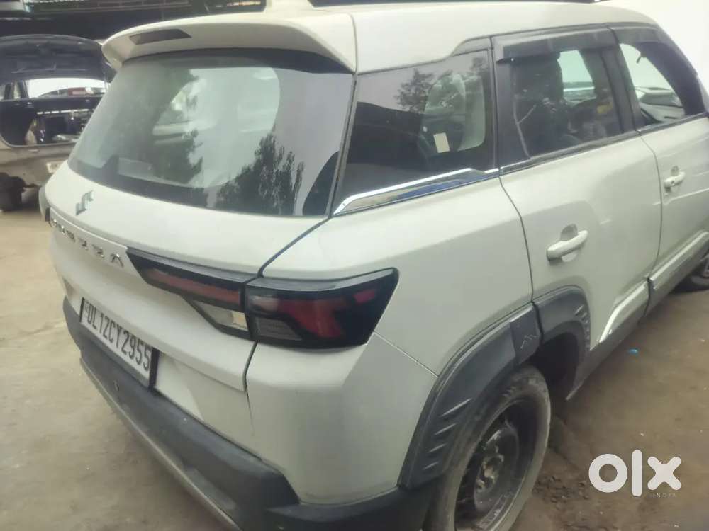 Maruti Suzuki Brezza 1.5 Lxi Cng 2024