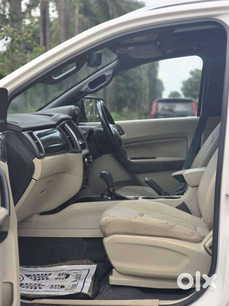 Ford Endeavour 3.2 Titanium 4x4 At, 2017, Diesel