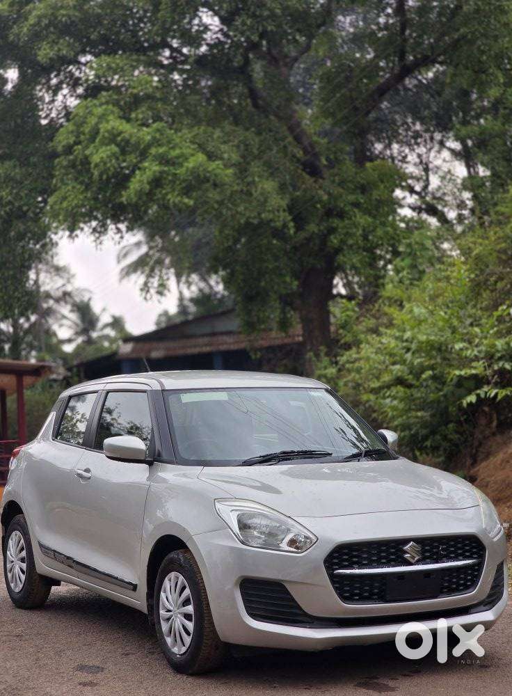 Maruti Suzuki Swift Vxi + Manual, 2018, Petrol