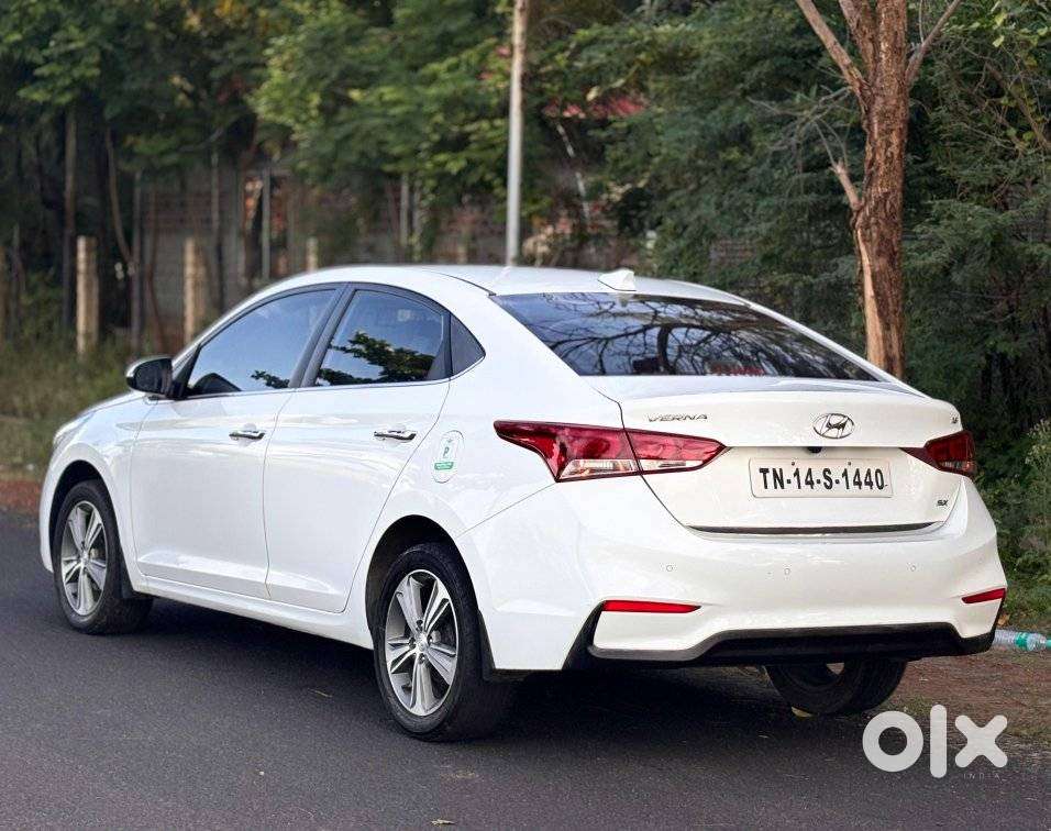 Hyundai Verna, 2018, Petrol