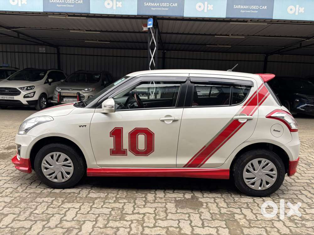 Maruti Suzuki Swift Vxi + Manual, 2017, Petrol