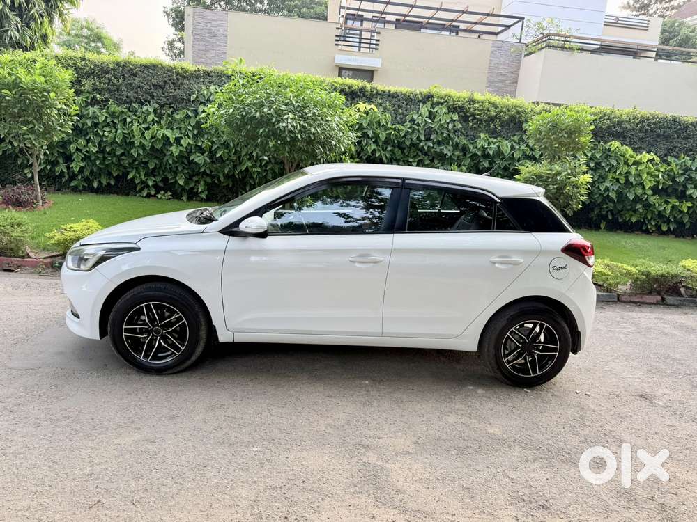 Hyundai I20 Sportz 1.2 Bs-iv, 2017, Petrol