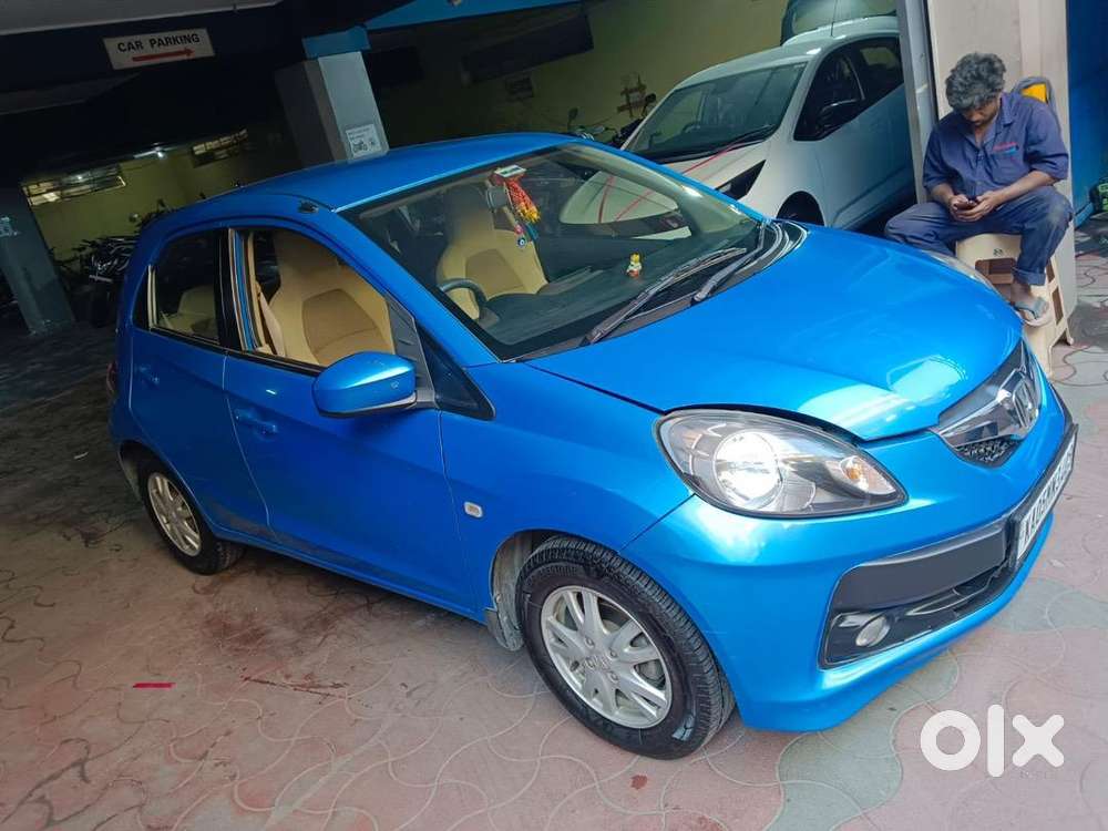 Honda Brio 2013 Petrol Well Maintained