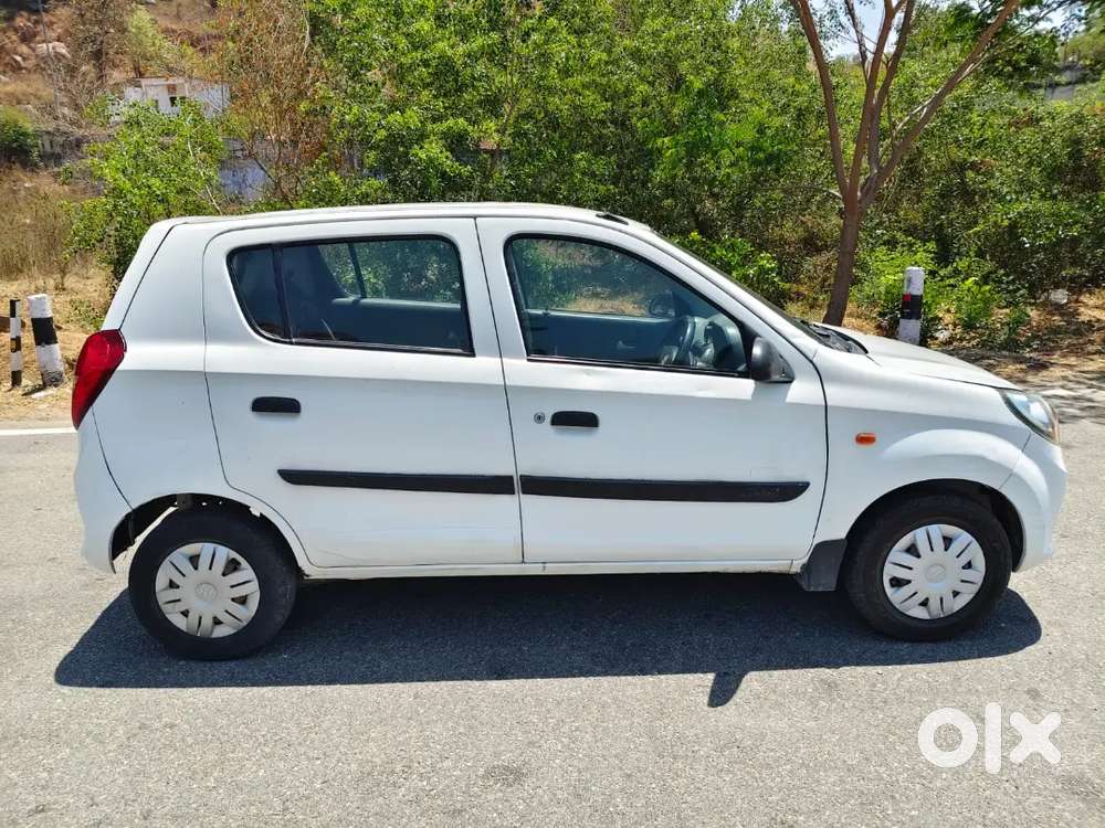 Maruti Suzuki Alto 800 2015 New Tyre Sony Audio Player