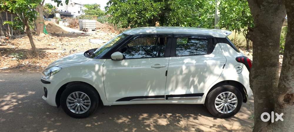 Maruti Suzuki Swift Vxi + Manual, 2020, Petrol