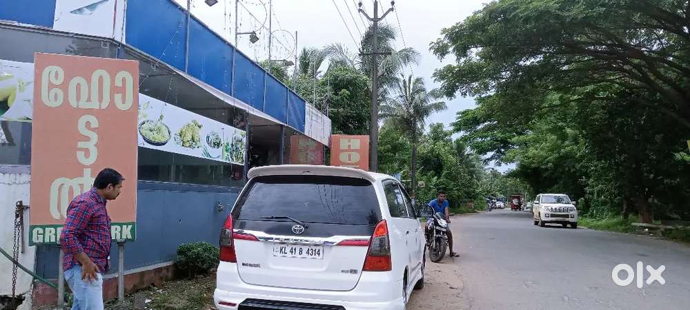 Toyota Innova 2008 Diesel 205974 Km Driven 
Orginal Kerala 
8 Seater
