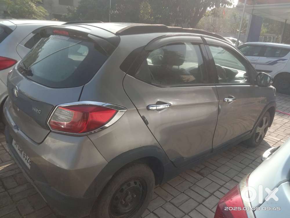 Tata Tiago, 2018, Petrol