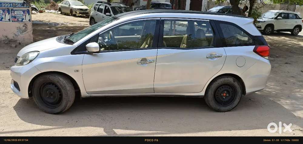 Honda Mobilio 2015 Diesel 157000 Km Driven Good Condition.