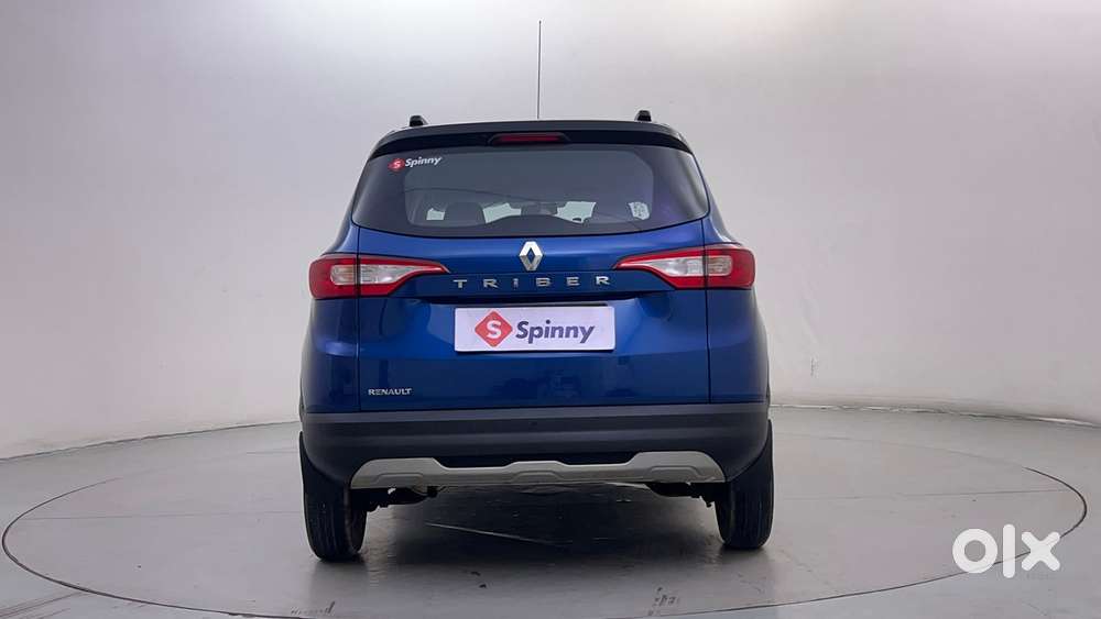 Renault Triber Rxt, 2023, Petrol