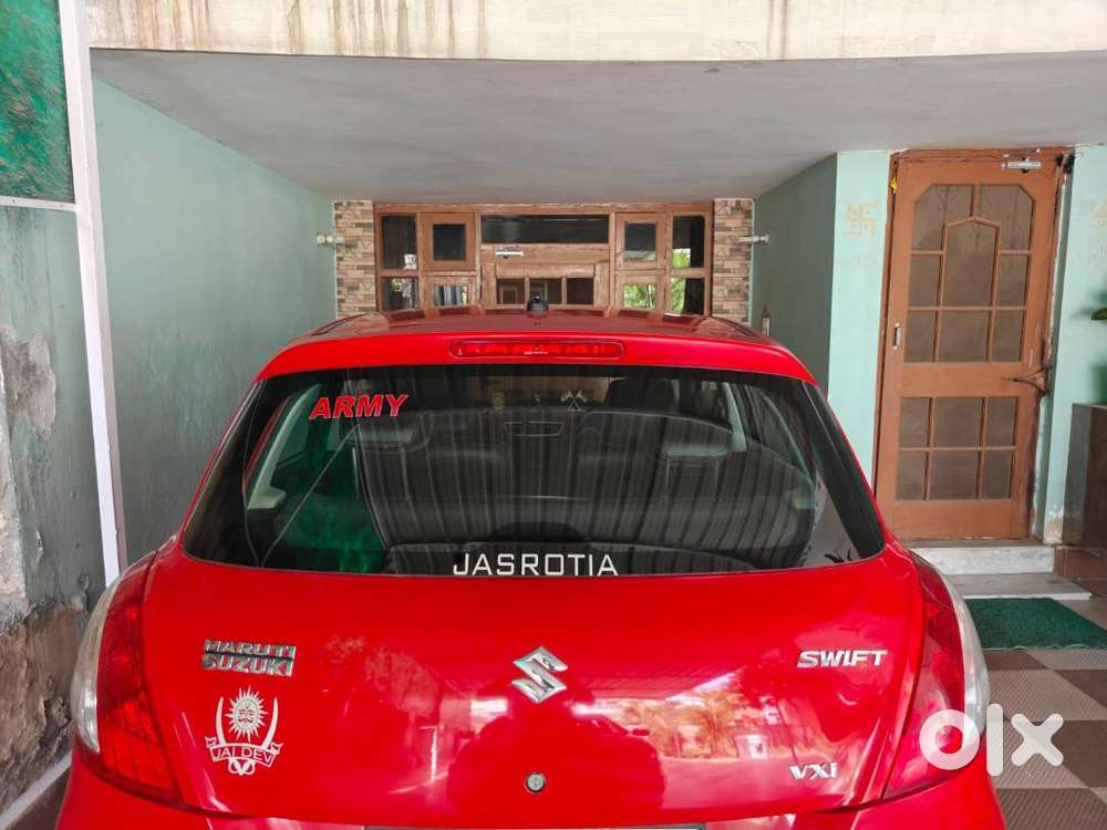 Jk08e.  Maruti Suzuki Swift Vxi 2015 Model For Sale.
