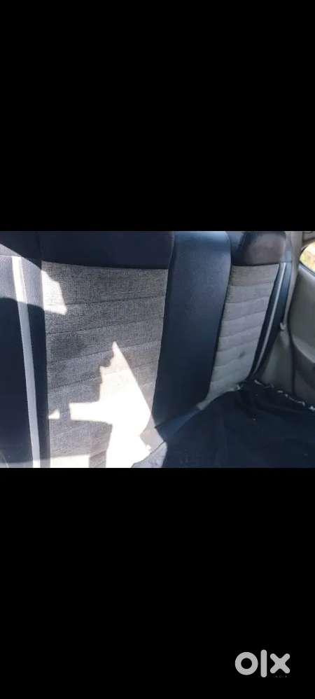 Hyundai Accent Hatchback 2010