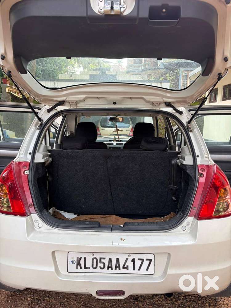 Maruti Suzuki Swift 2009 Diesel 114000 Km Driven