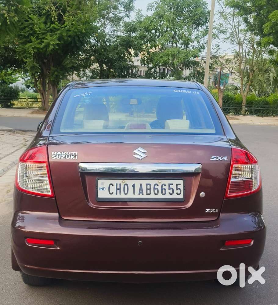 Maruti Suzuki Sx4 Zxi Mt Bsiv Leather, 2010, Petrol