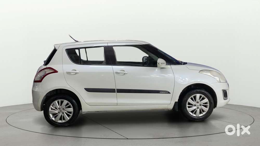 Maruti Suzuki Swift Zxi, 2015, Petrol