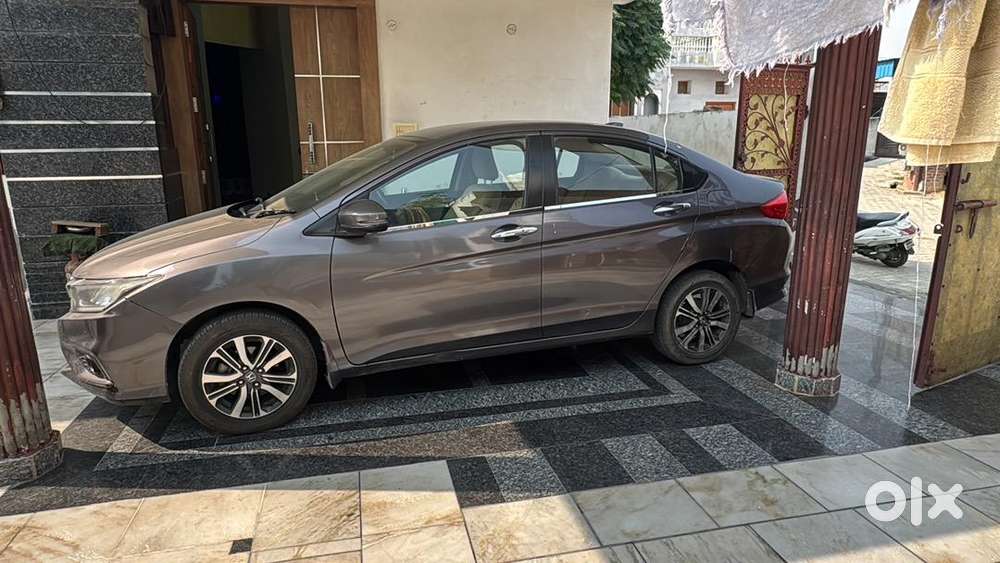 Honda City 2018 Excellent Condition (petrol & Cng)