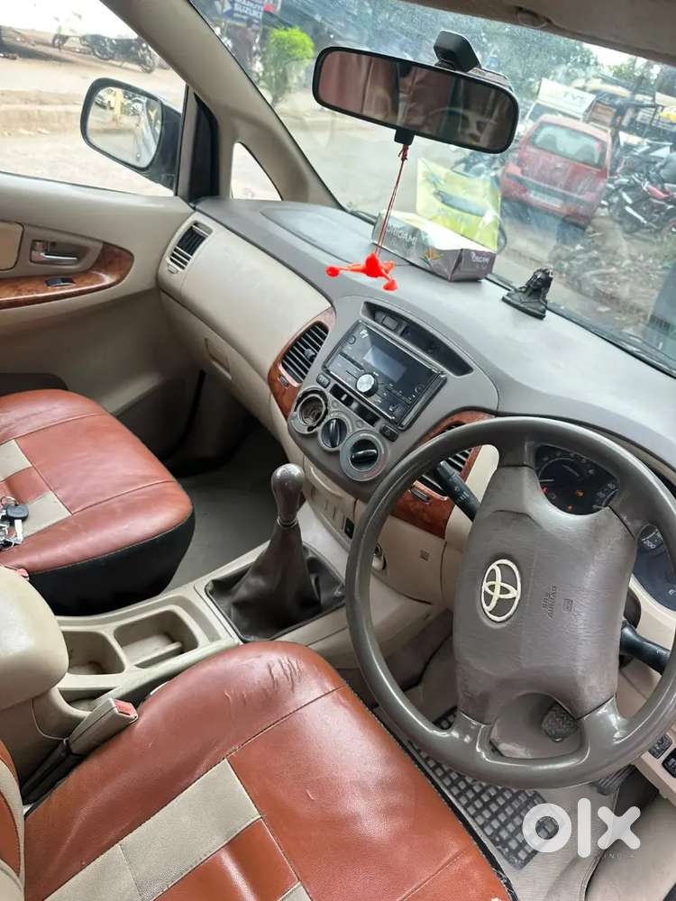 Toyota Innova 2.5 V 2009