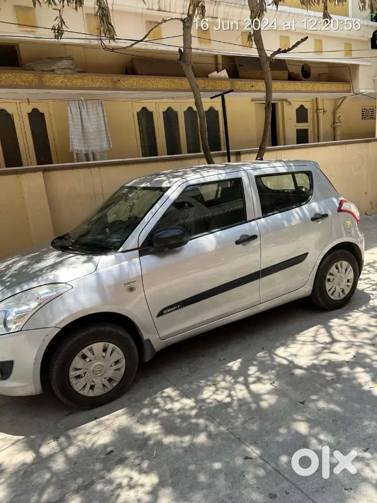 Maruti Suzuki Swift Lxi 2014 Petrol Manual