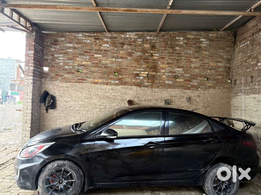 Hyundai Verna Fluidic 2012