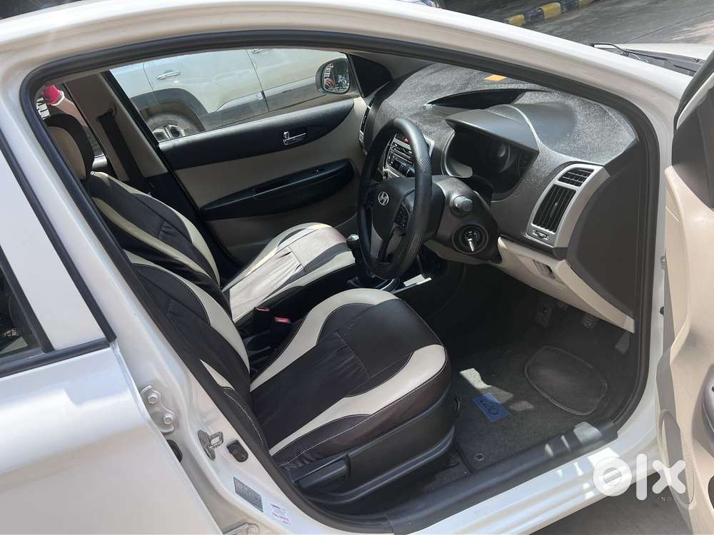 Hyundai I20 1.4 Sportz, 2013, Petrol