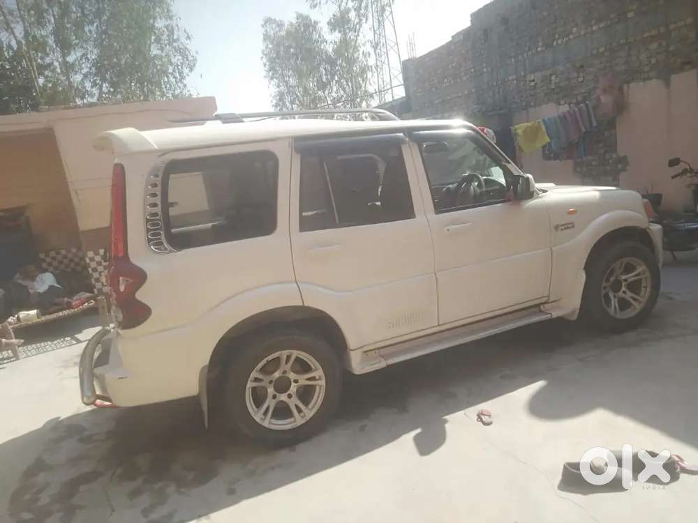 Gadi  Badhiya New Bilkul  Silence Engine