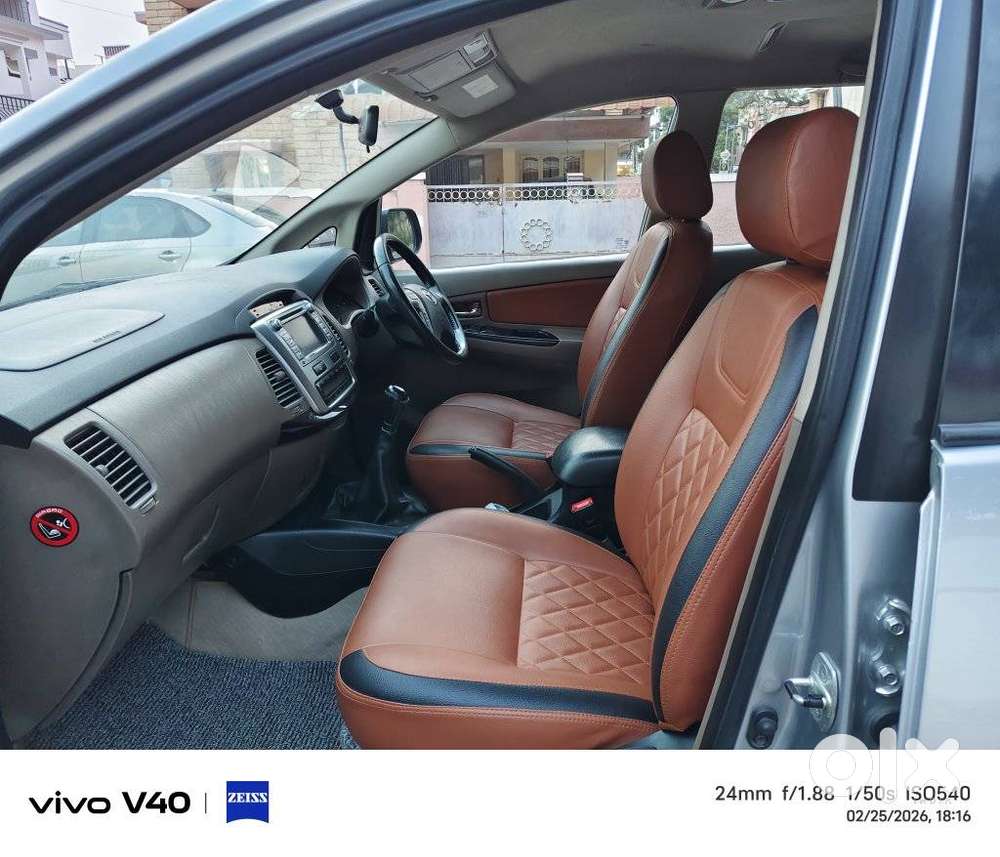 Toyota Innova [2013-2016] 2.5 V Diesel 7 Str, 2015, Diesel