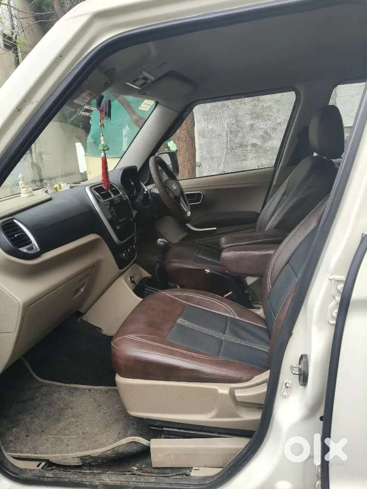 Mahindra Tuv 300 2017
