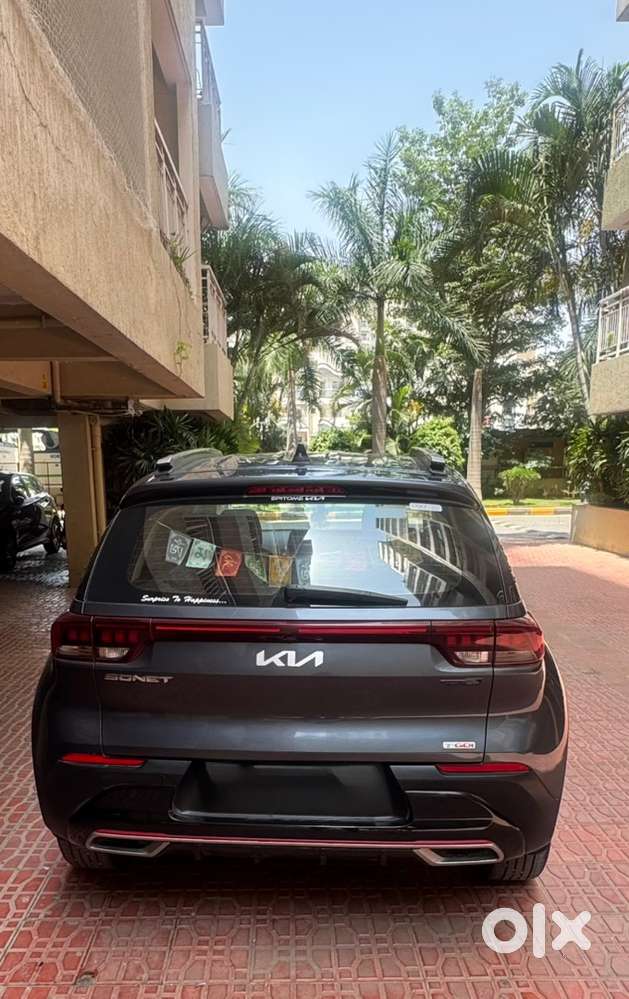 Kia Sonet Petrol 2021