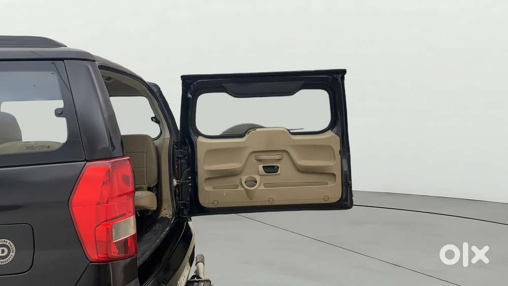 Mahindra Tuv 300 Mhawk100 T8, 2016, Diesel